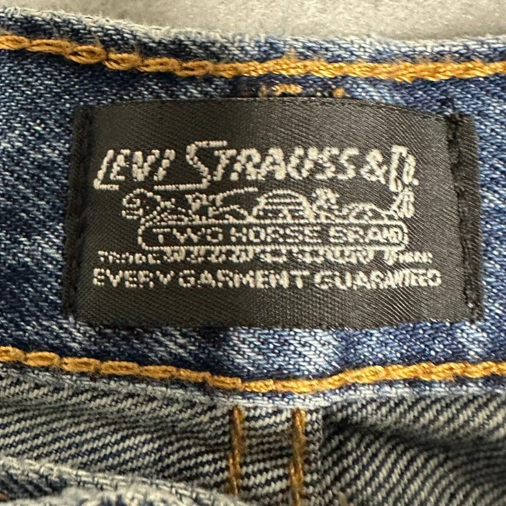 Levis 511 Shorts Mens 36 Blue Slim Fit Distressed Casual Red Tab Jorts Denim EUC